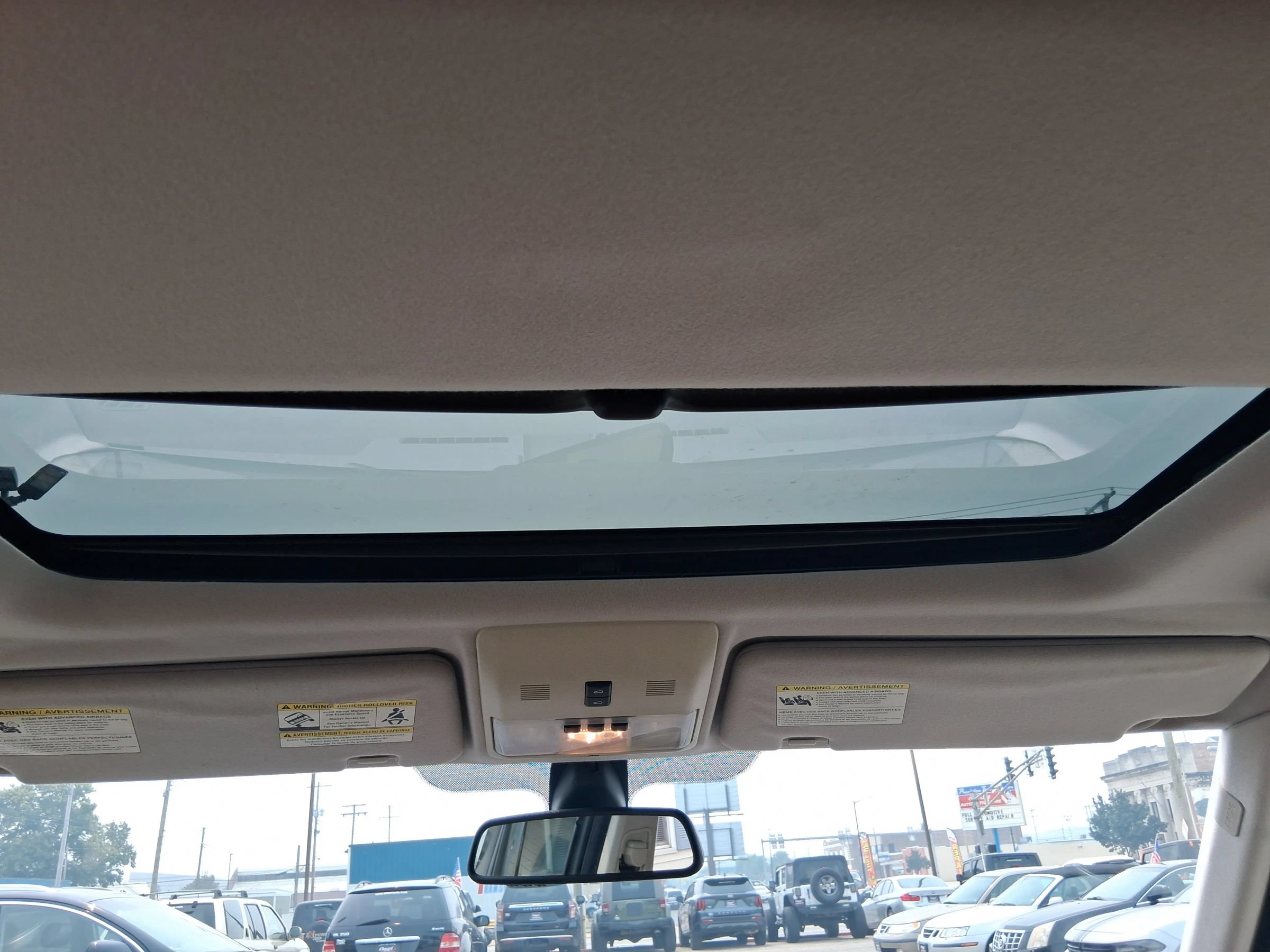 Used 2015 Chrysler 200 Limited FWD image 20