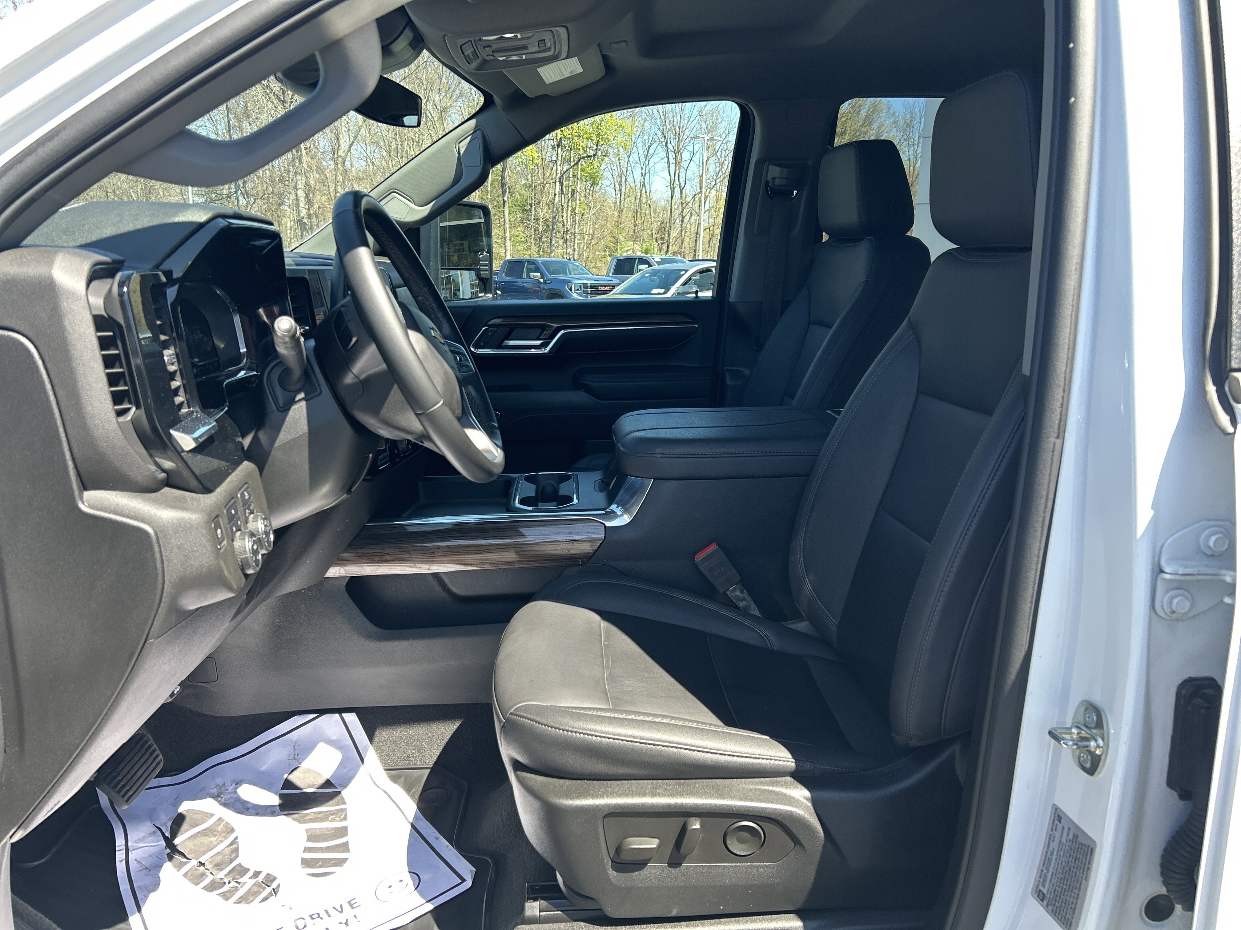Used 2024 Chevrolet Silverado 2500 LT w/ Convenience Package AWD/4WD image 20