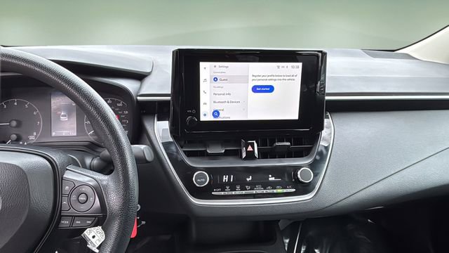 Used 2023 Toyota Corolla LE image 10