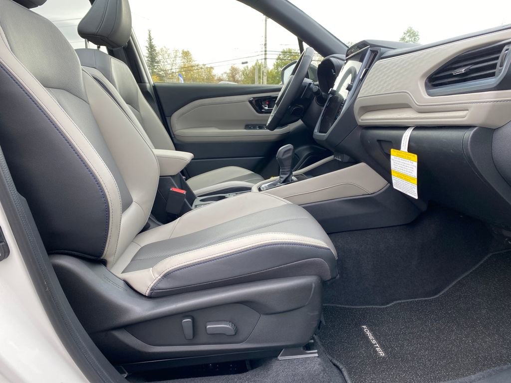 Certified 2025 Subaru Forester Limited image 38