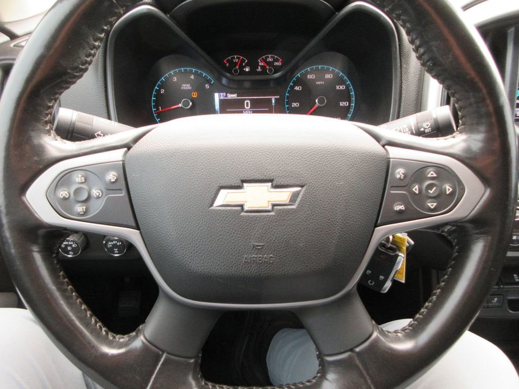 Used 2017 Chevrolet Colorado LT w/ Luxury Package, Chrome image 27