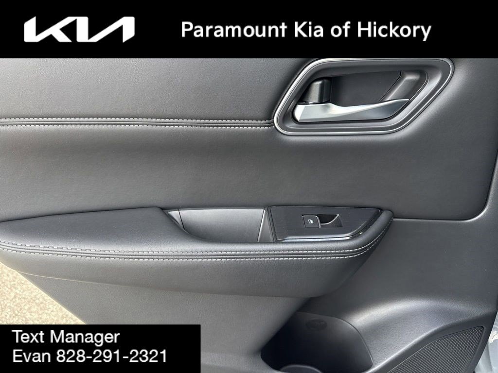 Used 2021 Nissan Rogue SL w/ Premium Package image 13