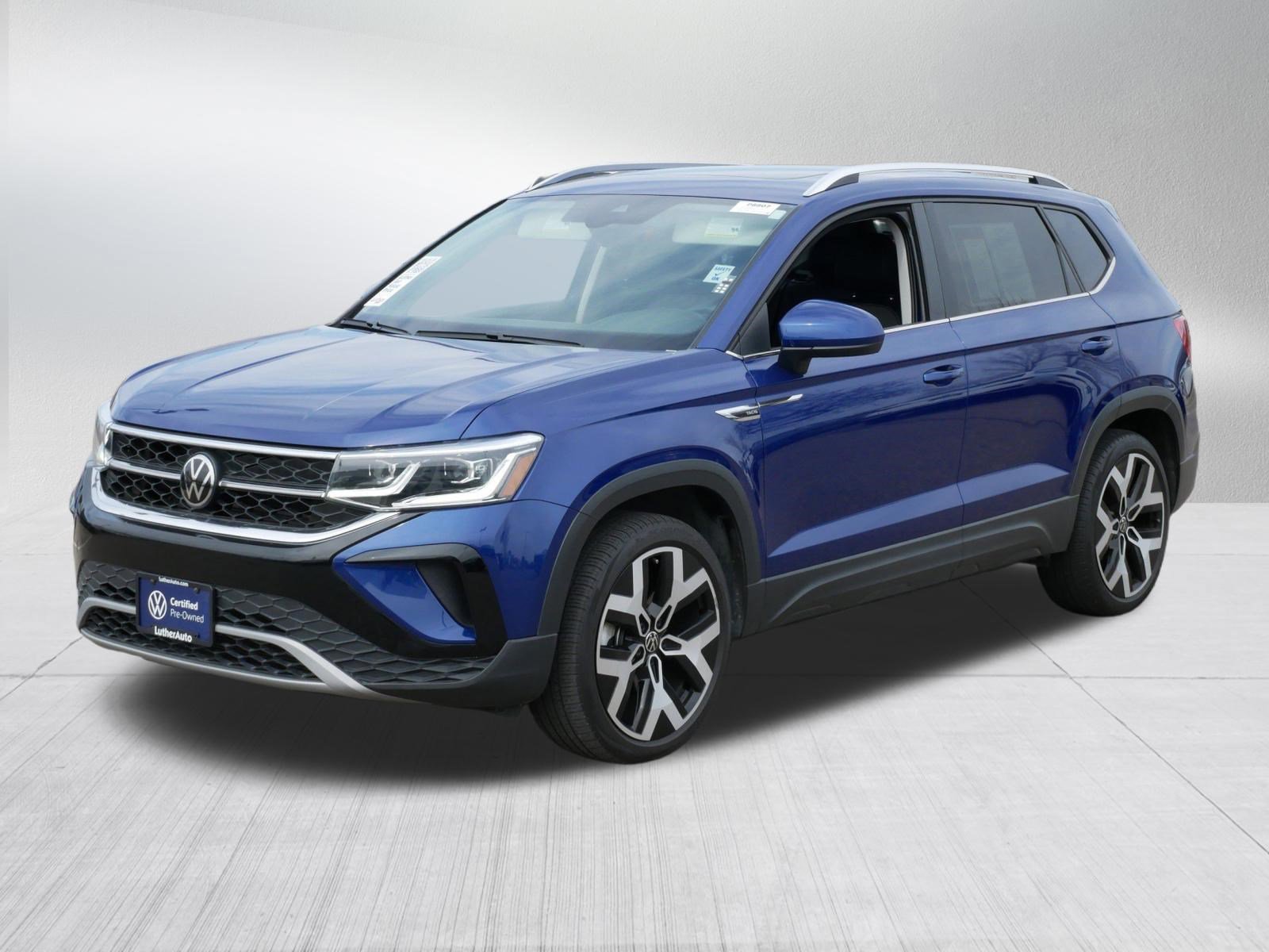 Certified 2023 Volkswagen Taos SEL AWD/4WD image 3