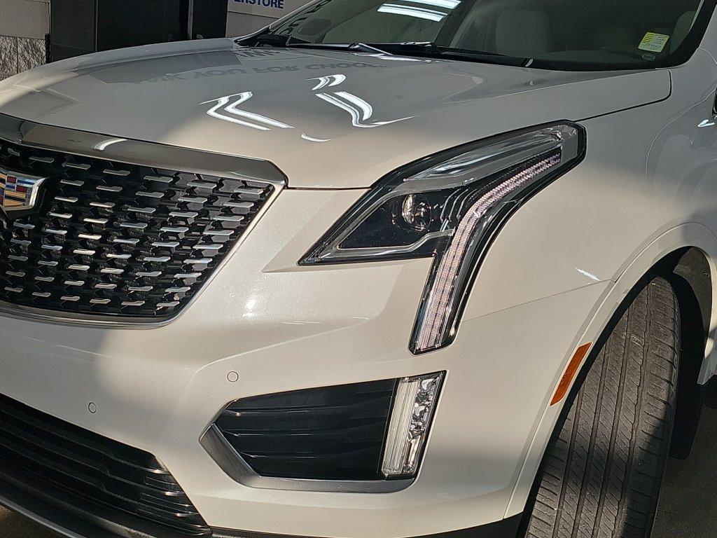 Used 2024 Cadillac XT5 Premium Luxury w/ LPO, Floor Liner Package AWD/4WD image 38