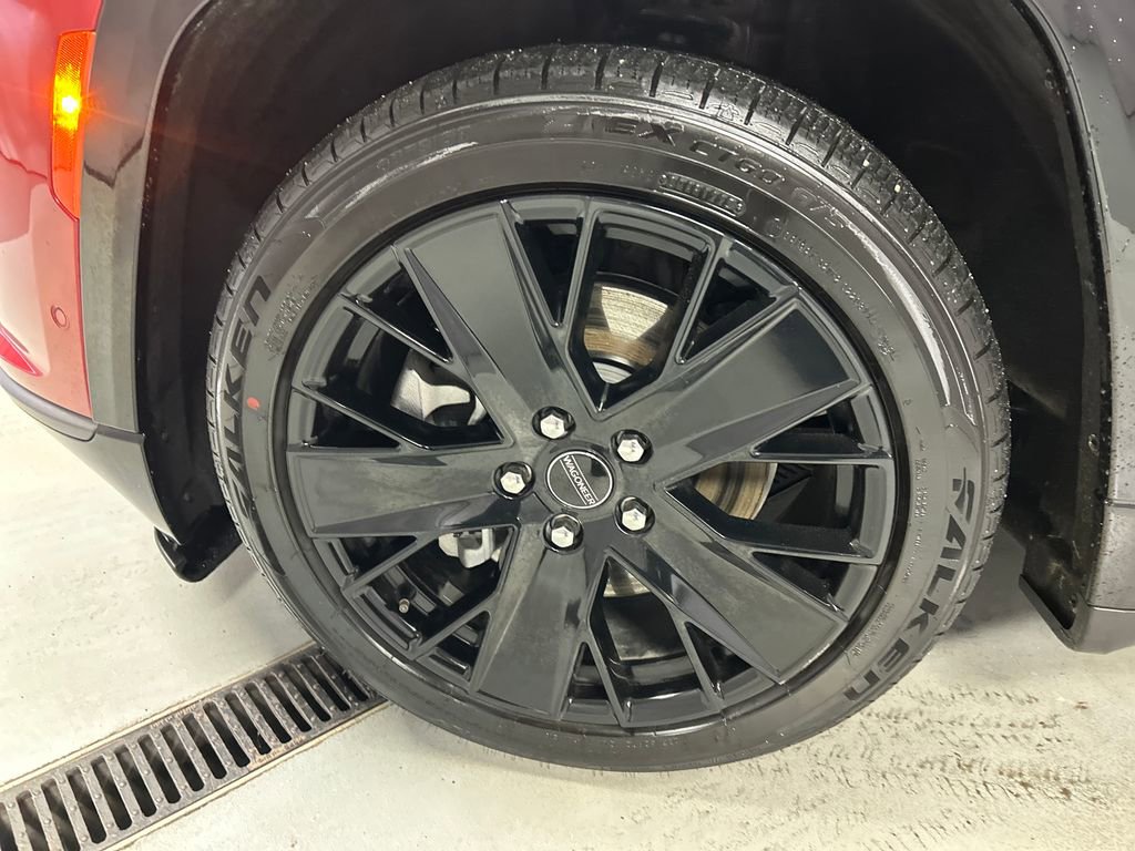 Used 2024 Jeep Wagoneer Launch Edition image 9