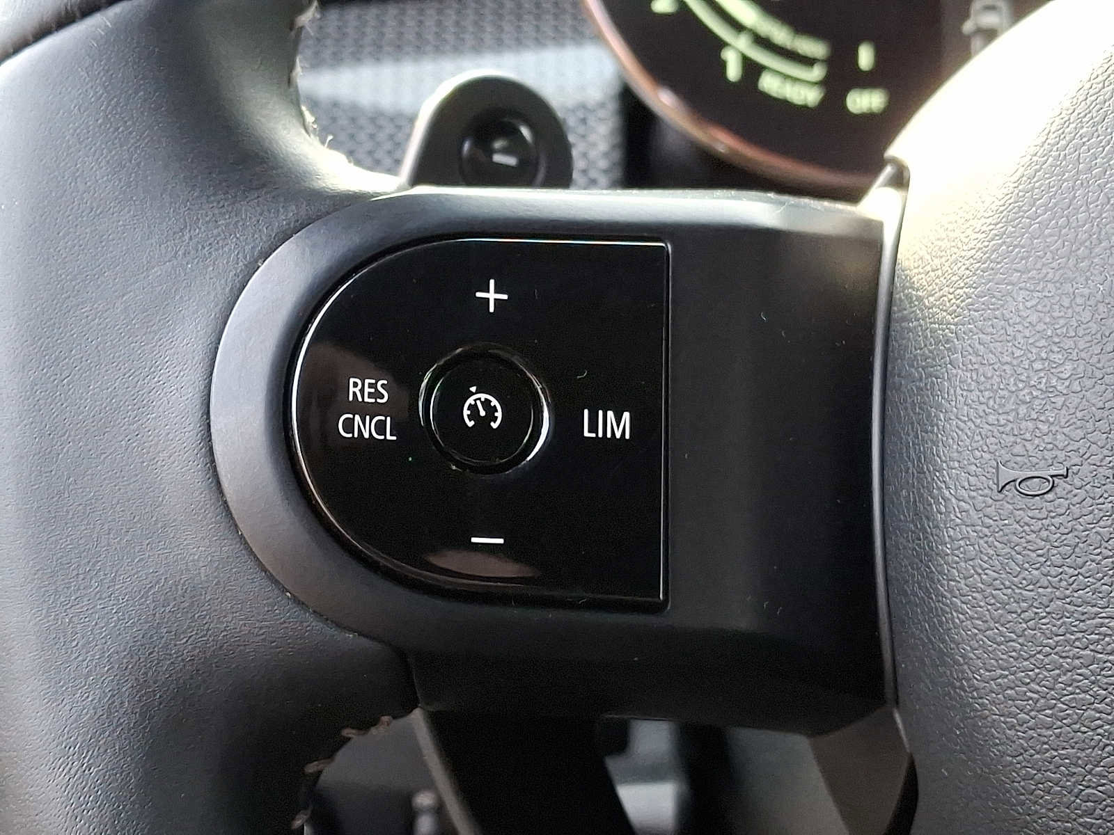 Used 2022 MINI Cooper S w/ Signature Upholstery Package image 13