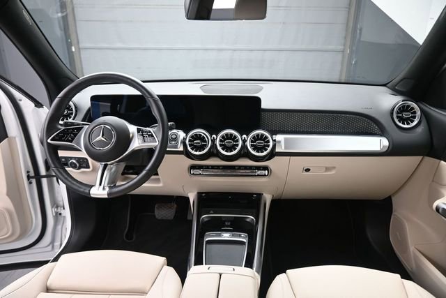 Certified 2025 Mercedes-Benz GLB 250 image 27