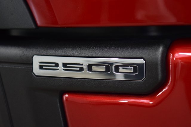 Used 2024 GMC Sierra 2500 AT4 w/ AT4 Premium Plus Package image 14