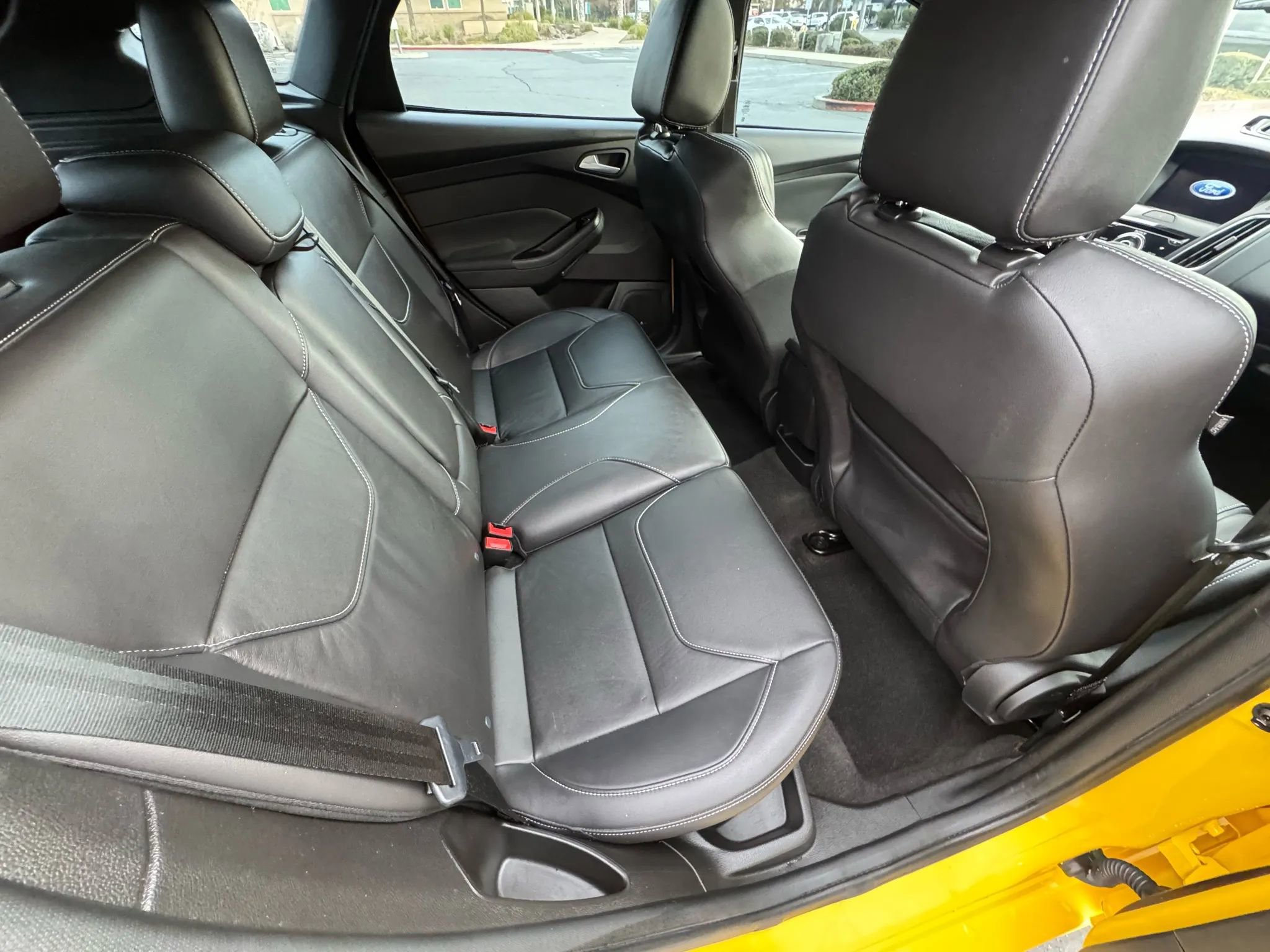 Used 2018 Ford Focus ST w/ Equipment Group 402A FWD image 14