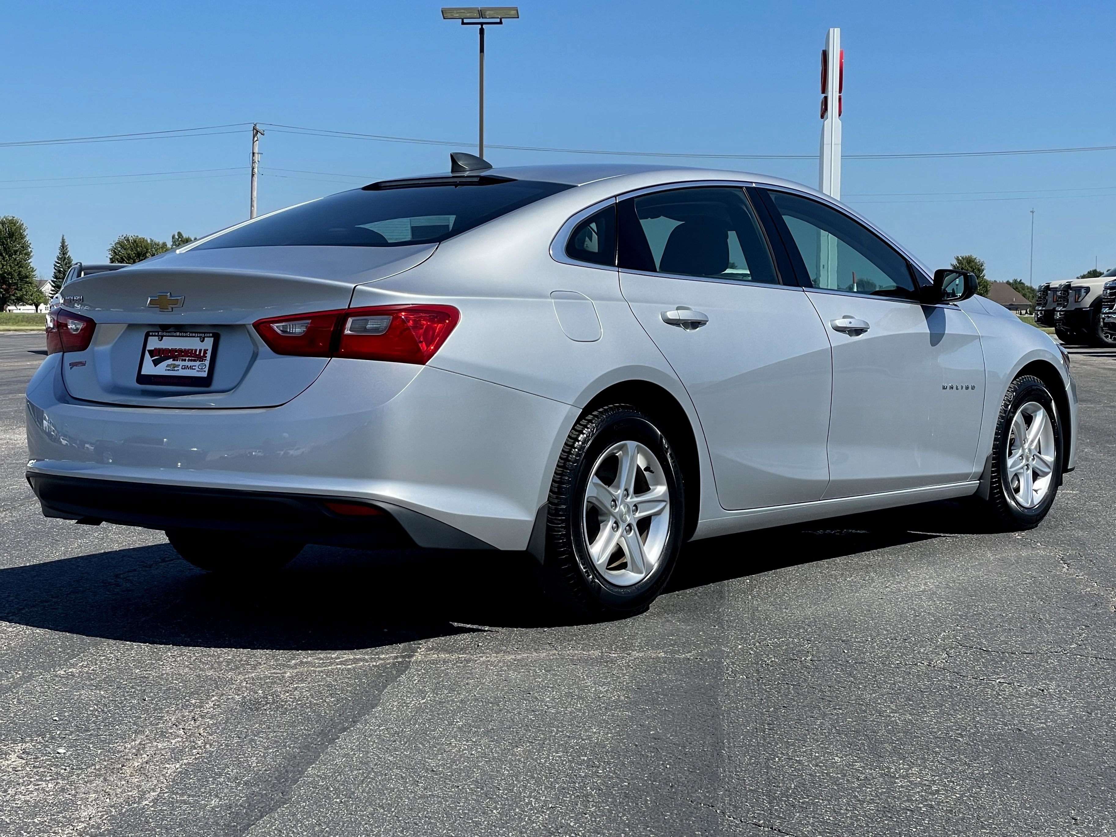 Certified 2021 Chevrolet Malibu LS w/ LPO, Convenience Package 1 FWD image 4