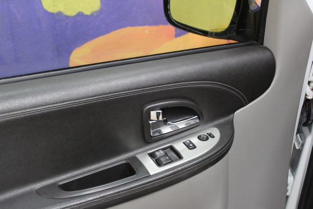 Used 2005 Pontiac Montana SV6 FWD image 14