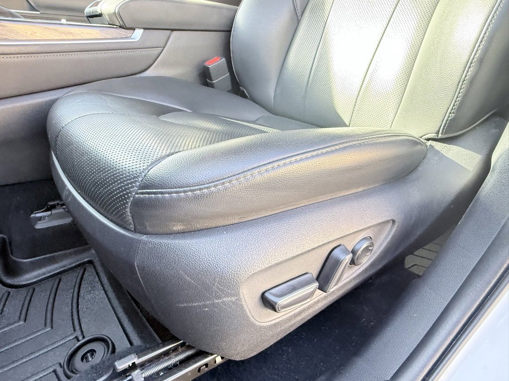 Used 2021 Toyota Highlander Limited image 24