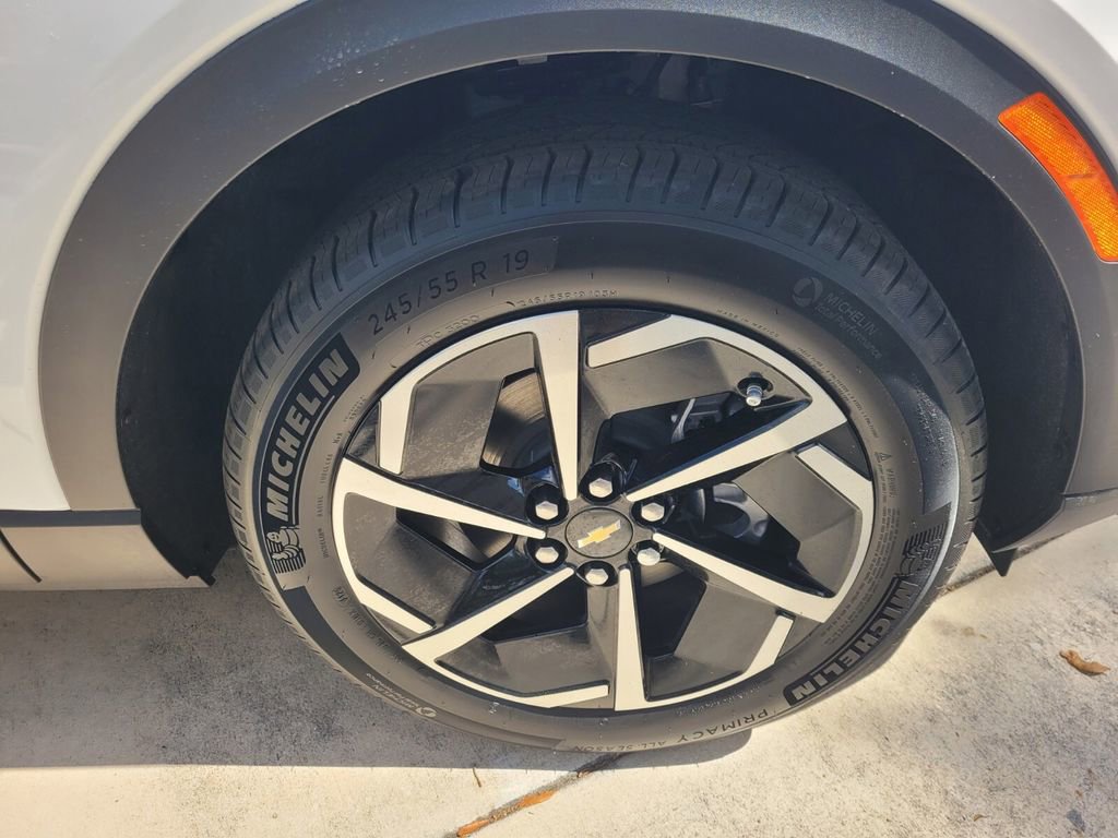 New 2026 Chevrolet Equinox EV LT FWD image 14