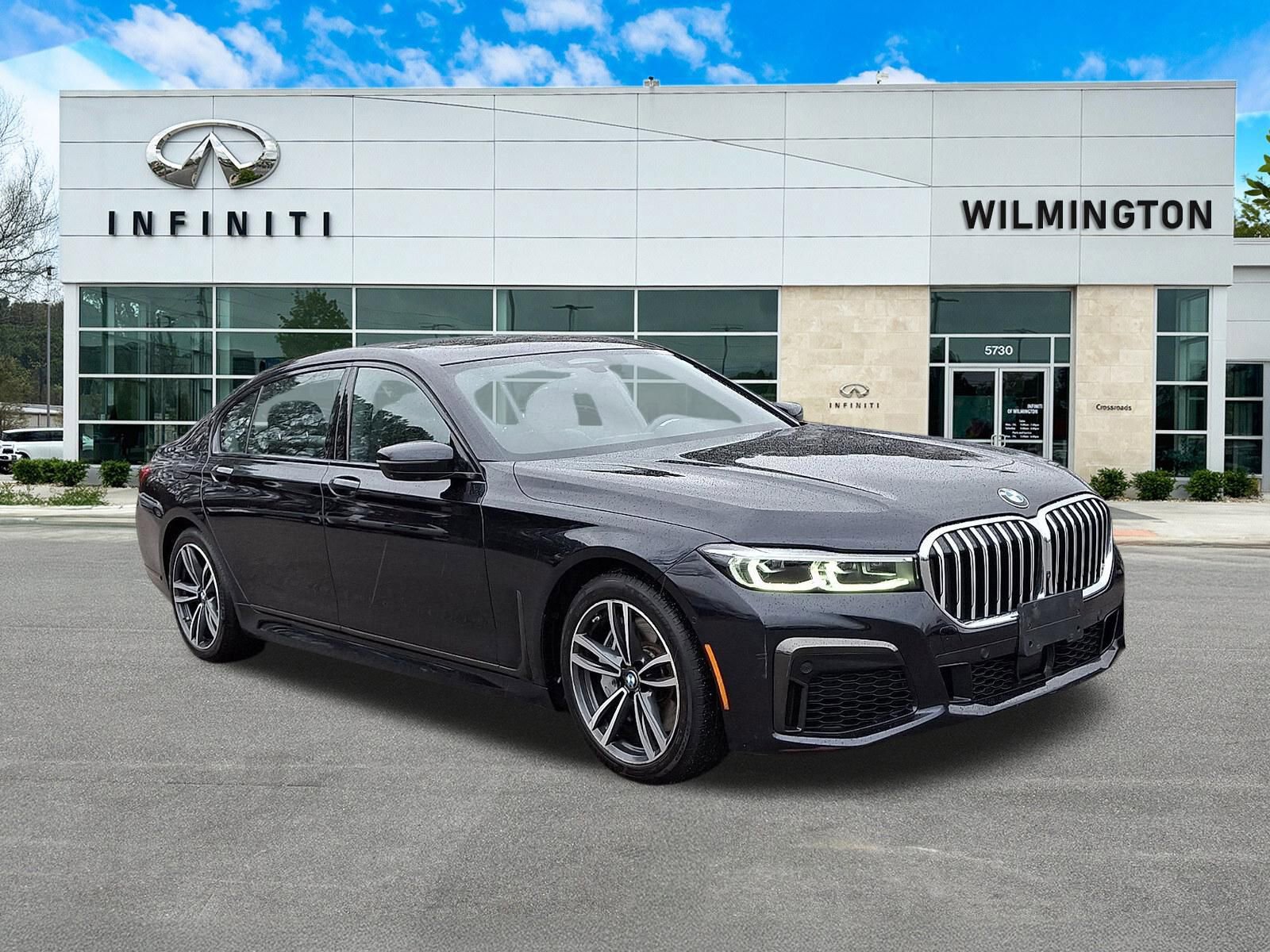 Used 2022 BMW 750i xDrive w/ M Sport Package image 1