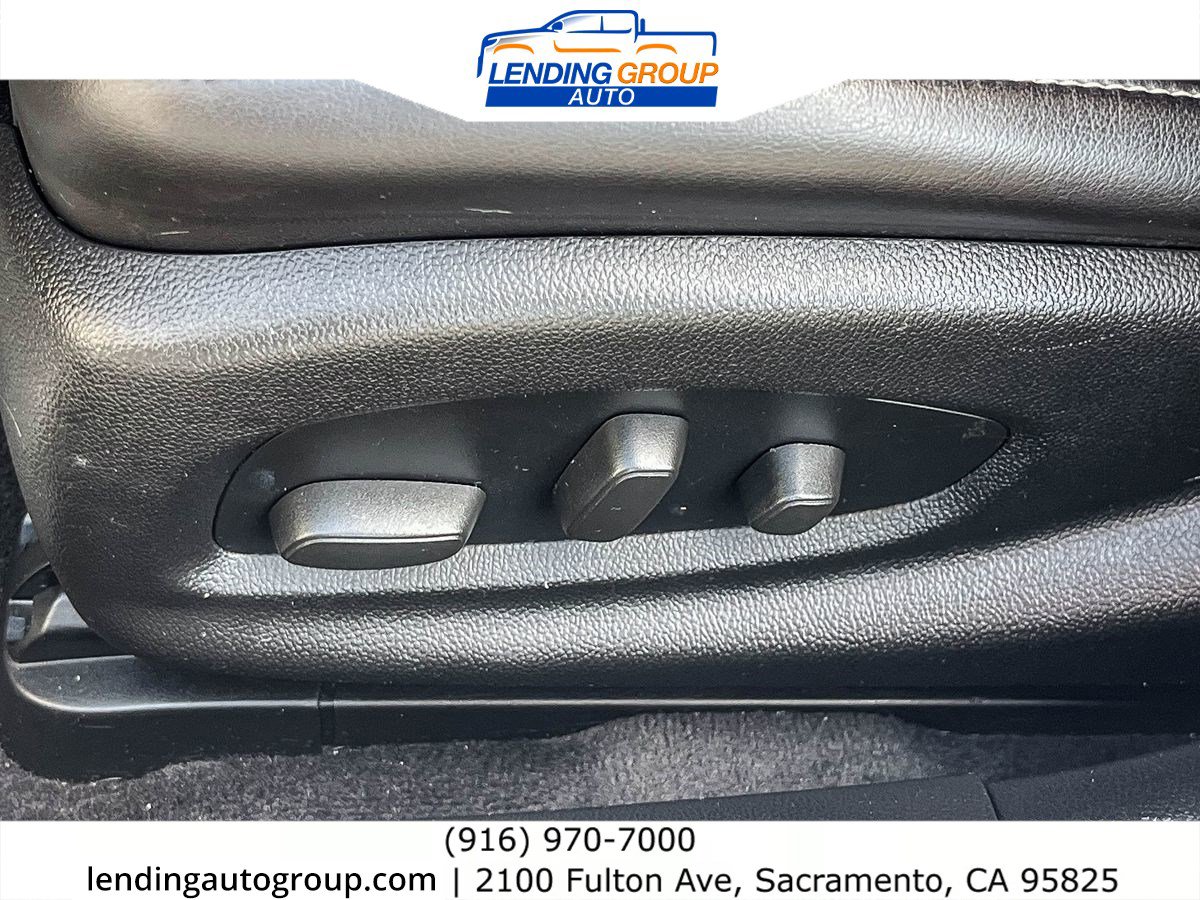 Used 2016 Cadillac ATS Premium w/ Cold Weather Package image 20