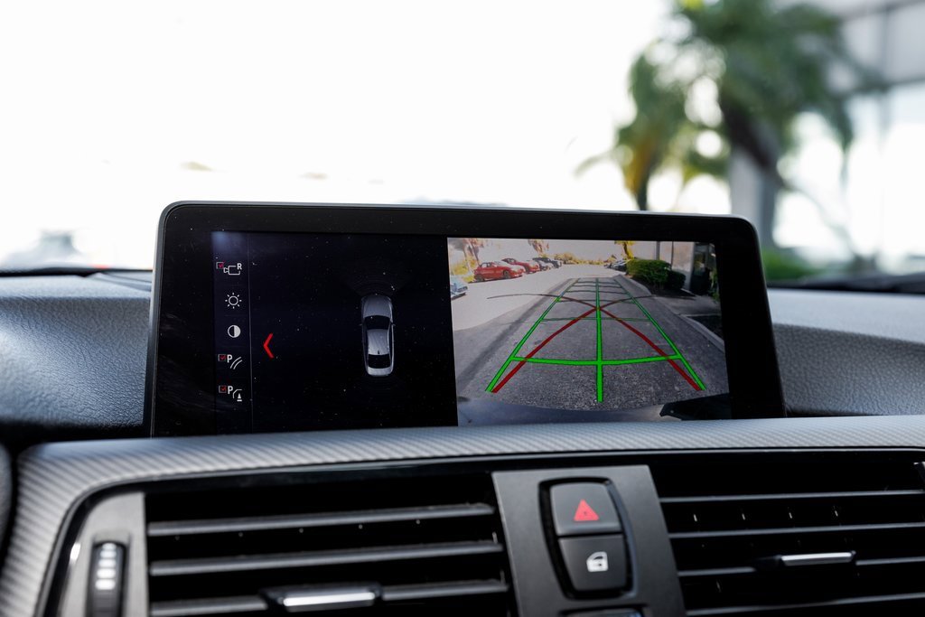 Used 2015 BMW M4 Coupe image 20