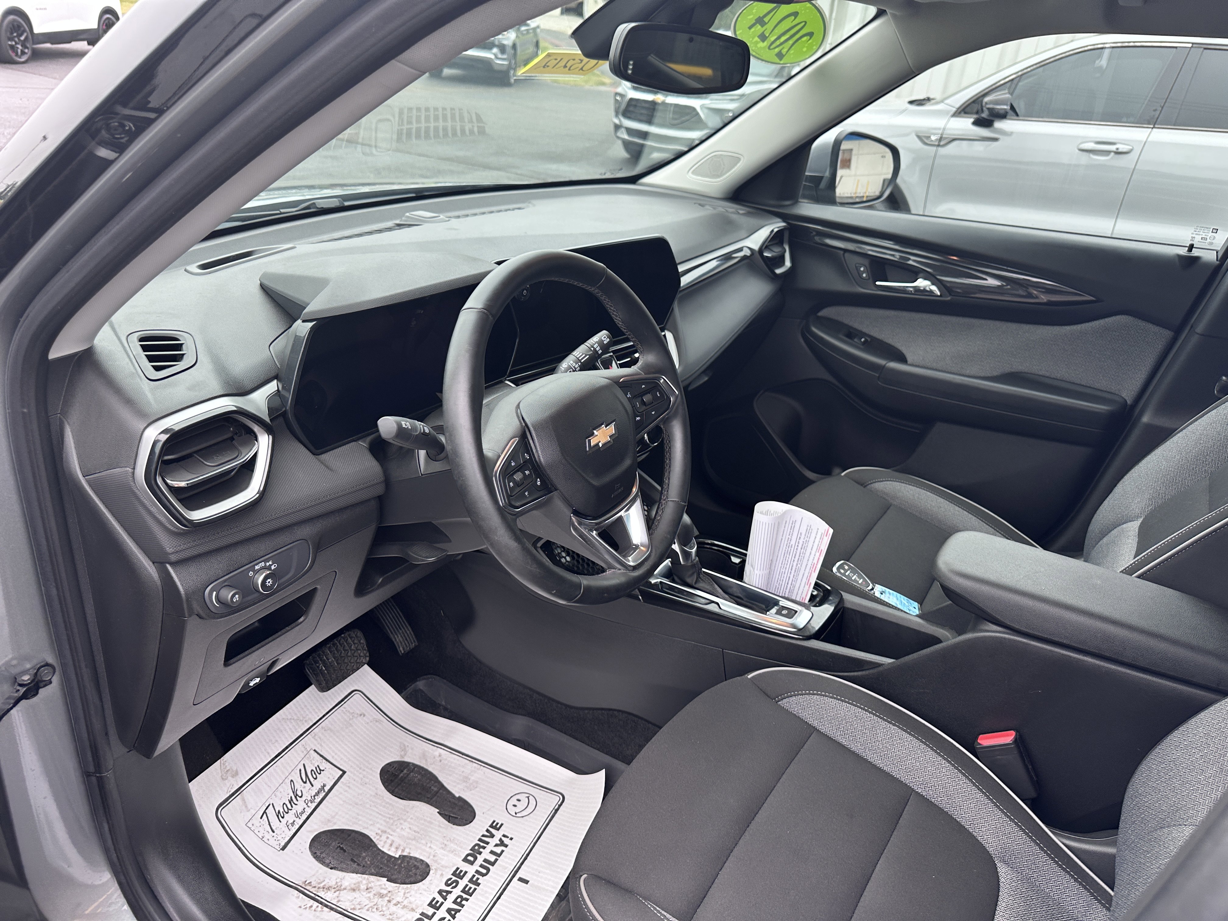 Used 2024 Chevrolet TrailBlazer LT w/ Convenience Package image 15