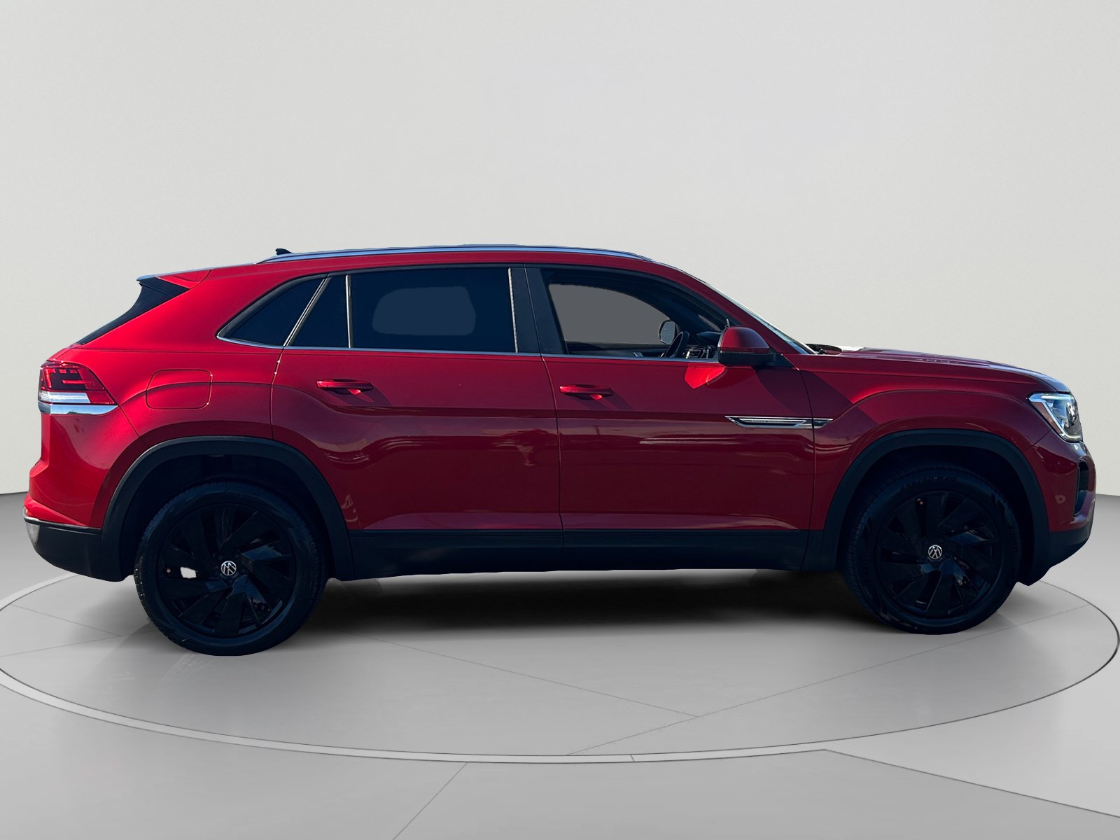 Certified 2024 Volkswagen Atlas Cross Sport SE w/ Panoramic Sunroof Package FWD image 6