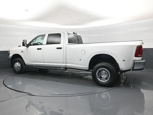 New 2026 RAM 3500 Tradesman AWD/4WD image 24