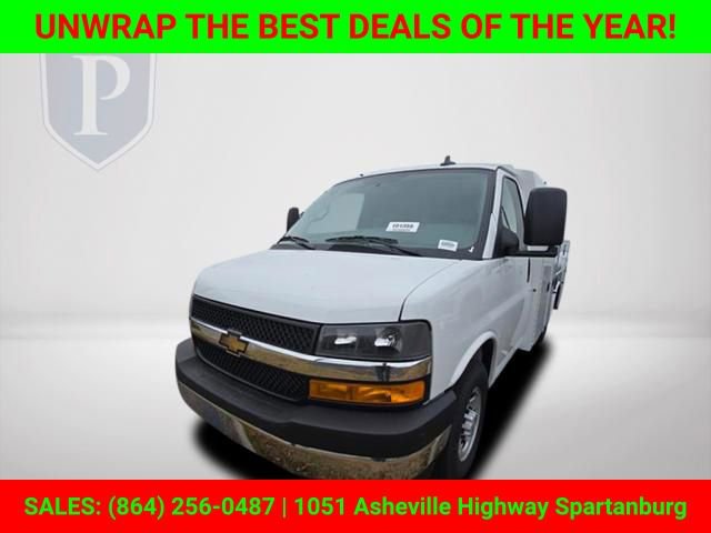 New 2025 Chevrolet Express 3500 w/ Power Convenience Package image 12