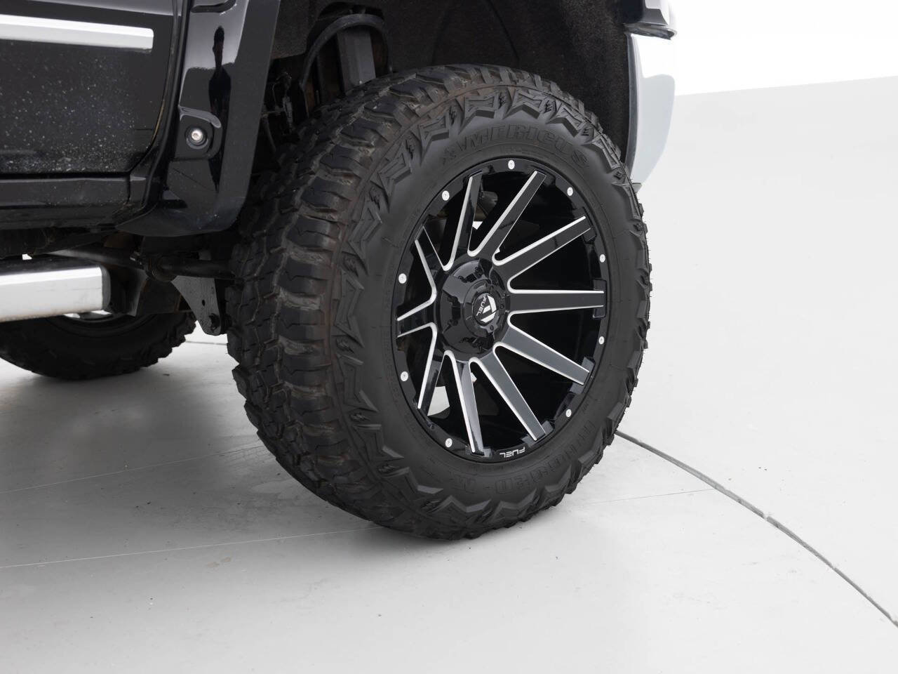 Used 2014 GMC Sierra 1500 SLT w/ SLT Crew Cab Value Package image 22