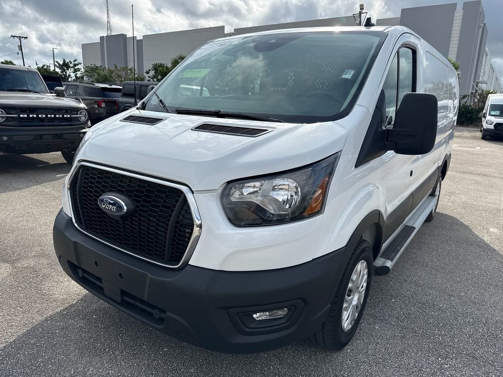 Used 2024 Ford Transit 250 Low Roof w/ Exterior Upgrade Package image 6