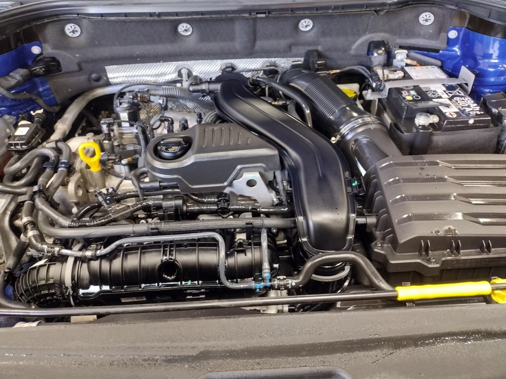Certified 2024 Volkswagen Taos S AWD/4WD image 9
