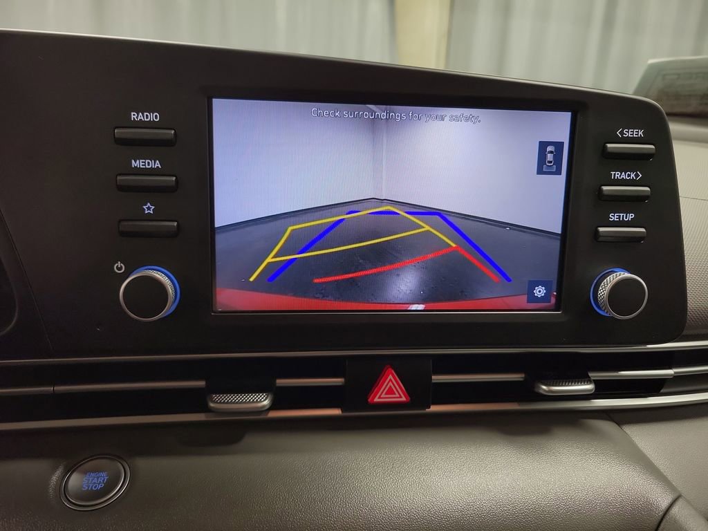 Used 2022 Hyundai Elantra SEL image 16