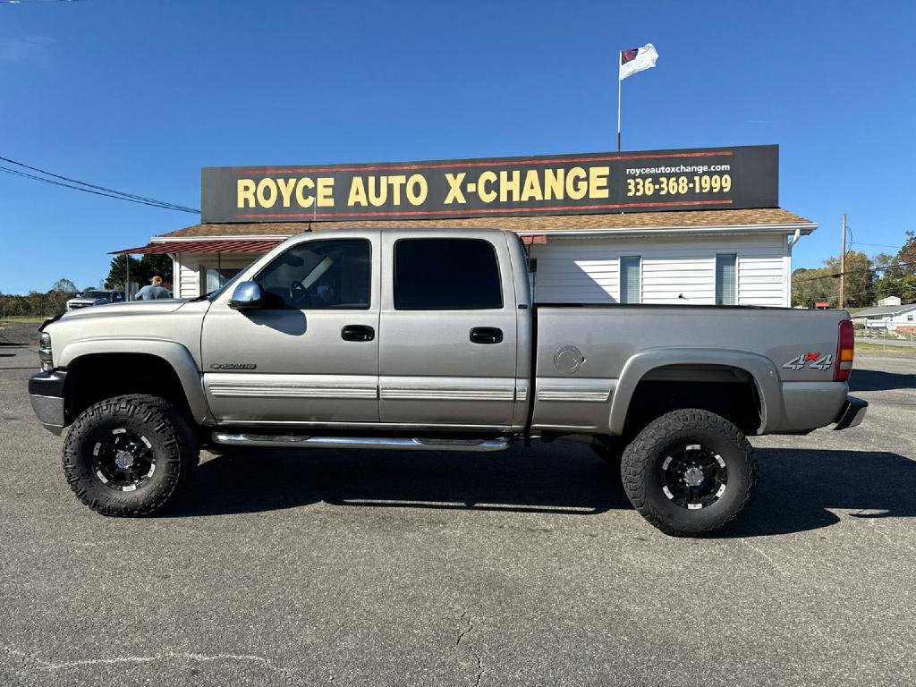 Used 2002 Chevrolet Silverado 2500 LT w/ Off-Road Skid Plate Pkg image 19