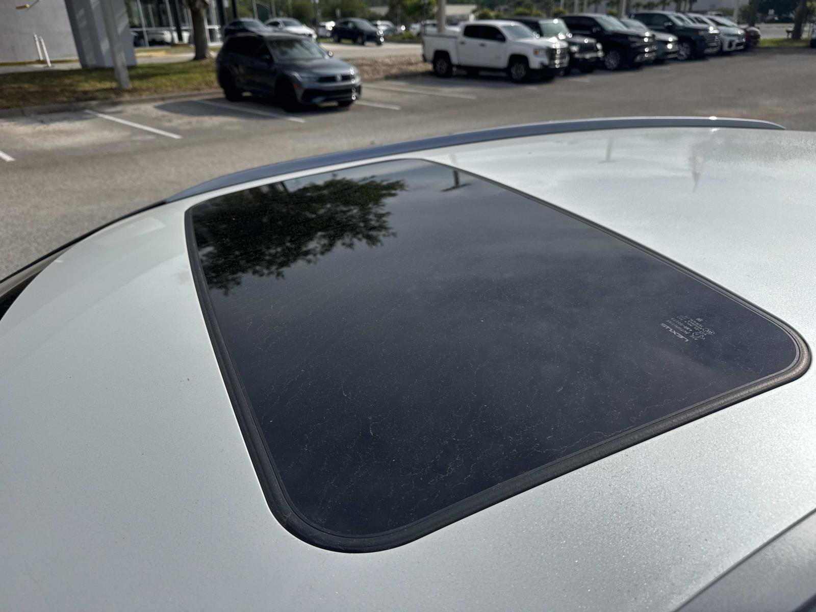 Used 2025 Lexus RX 350 Premium w/ Accessory Package (Z1) image 11