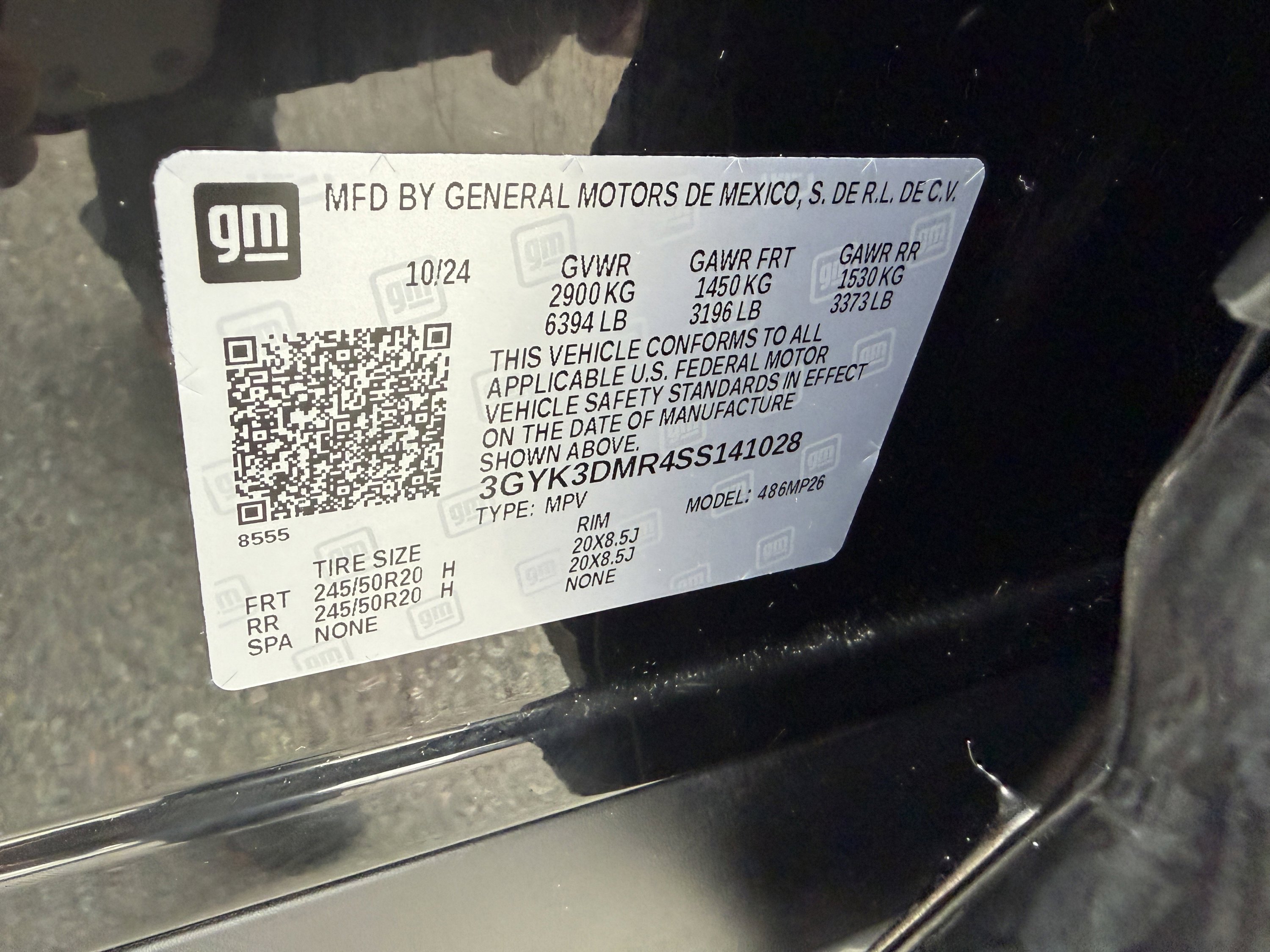 Used 2025 Cadillac Optiq Luxury 2 w/ LPO, Floor Liner Package AWD/4WD image 34