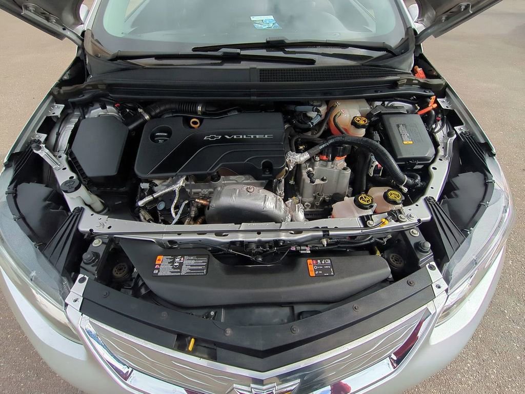 Used 2017 Chevrolet Volt Premier w/ Driver Confidence II Package image 29