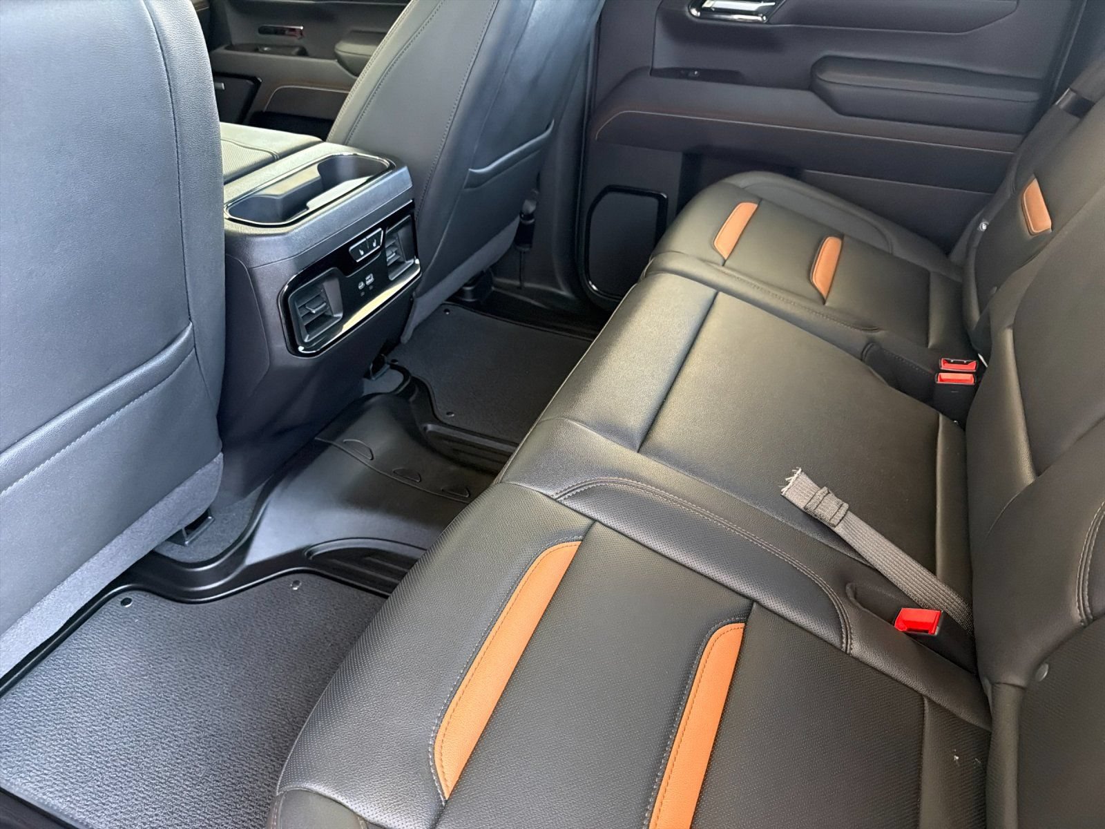 Used 2026 GMC Sierra 1500 AT4 AWD/4WD image 13