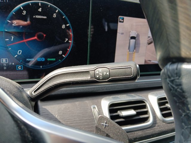 Used 2022 Mercedes-Benz GLS 450 4MATIC image 11