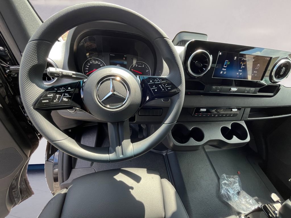 New 2025 Mercedes-Benz Sprinter 2500 image 7
