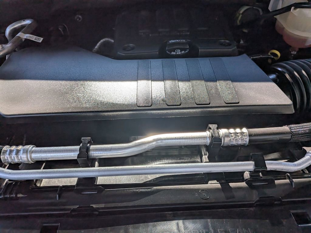 Used 2022 Chevrolet Silverado 1500 LT image 32