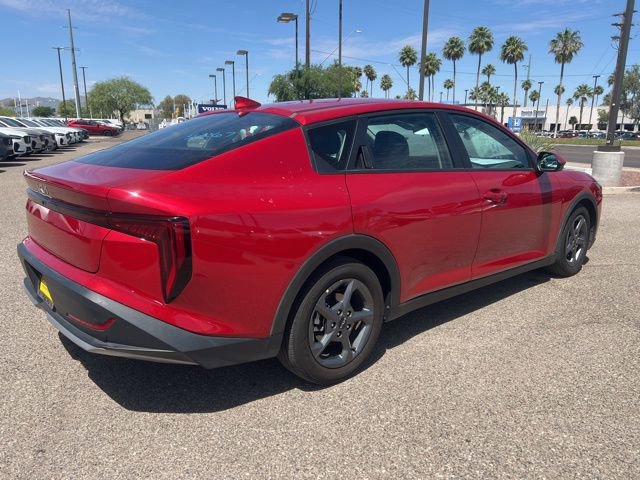 Used 2025 Kia K4 FWD image 3