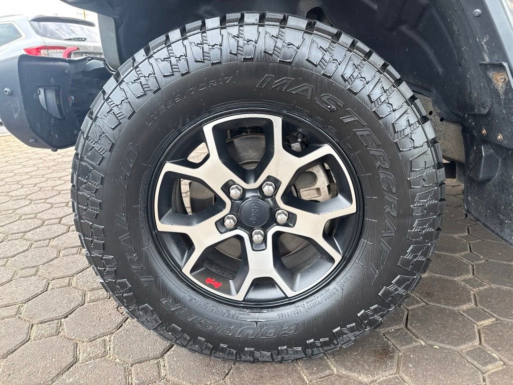 Used 2019 Jeep Wrangler Unlimited Rubicon AWD/4WD image 13
