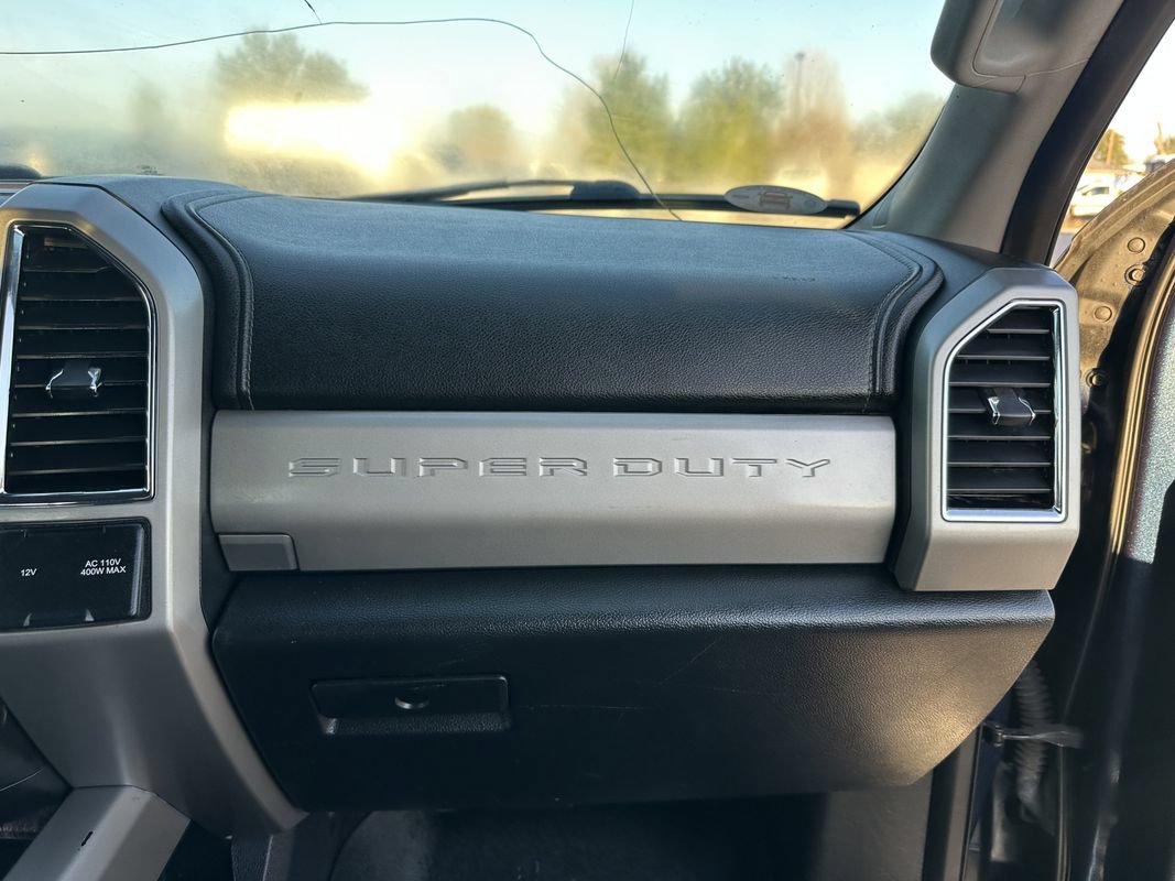 Used 2018 Ford F250 Lariat w/ Lariat Value Package AWD/4WD image 19