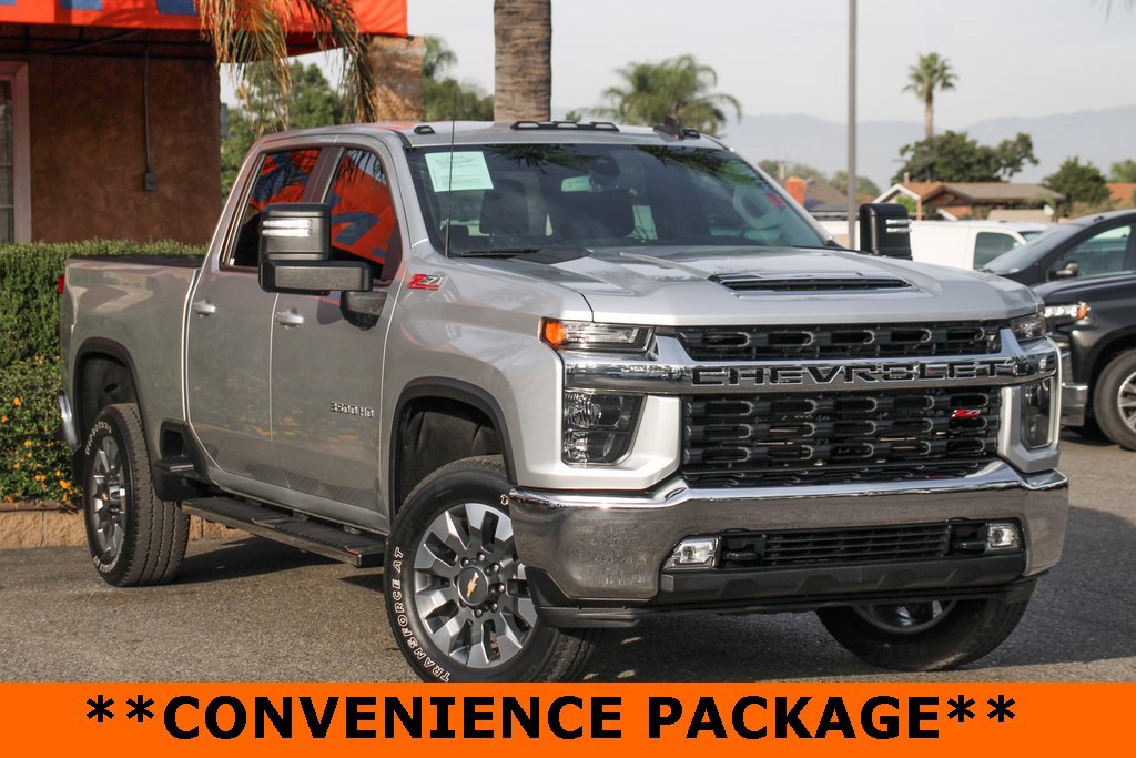 Used 2021 Chevrolet Silverado 3500 LT w/ Convenience Package image 2