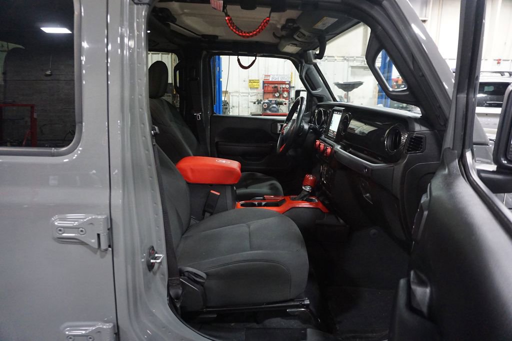 Used 2022 Jeep Gladiator Sport AWD/4WD image 14