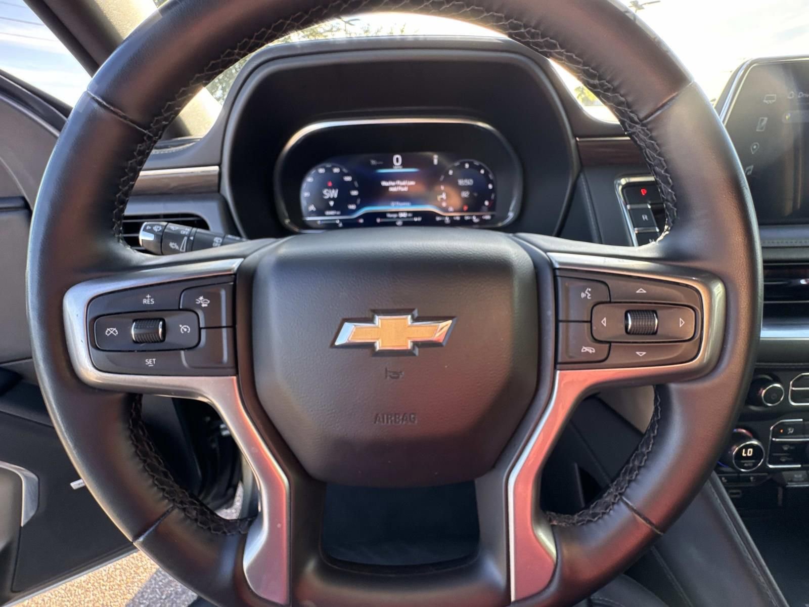 Used 2024 Chevrolet Tahoe LT RWD image 23