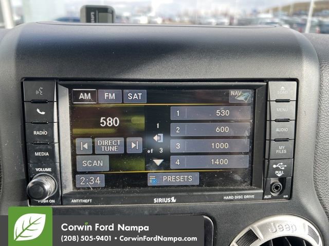 Used 2016 Jeep Wrangler Unlimited Sahara w/ Connectivity Group image 15