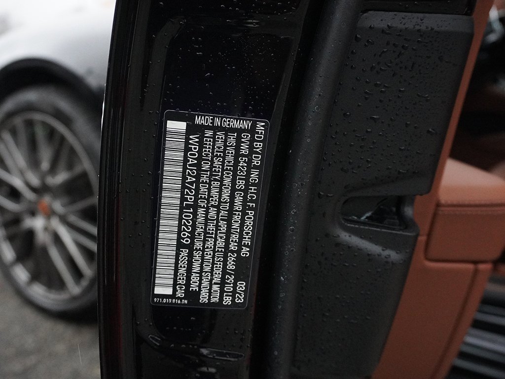 Used 2023 Porsche Panamera 4 Platinum Edition image 61