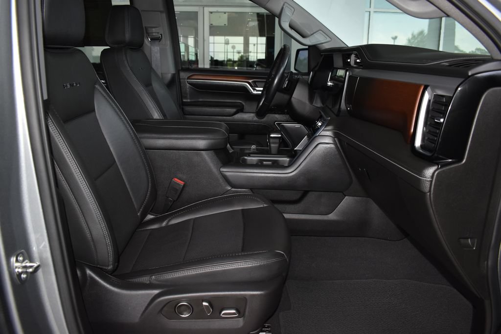 Used 2024 GMC Sierra 1500 Denali AWD/4WD image 5