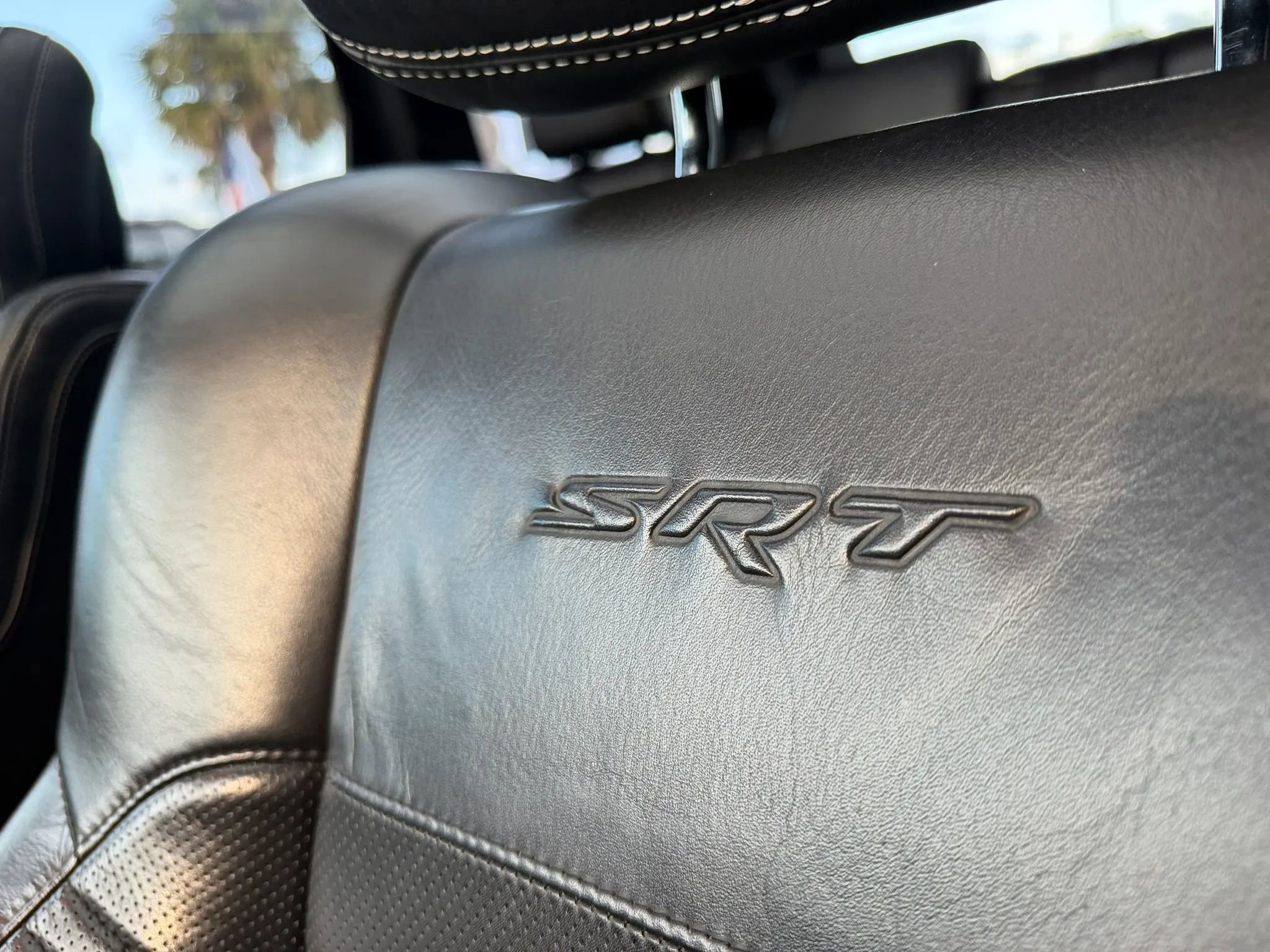 Used 2017 Jeep Grand Cherokee SRT AWD/4WD image 32