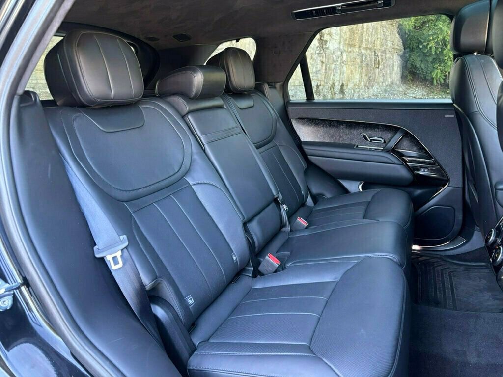 Used 2023 Land Rover Range Rover Sport First Edition image 18