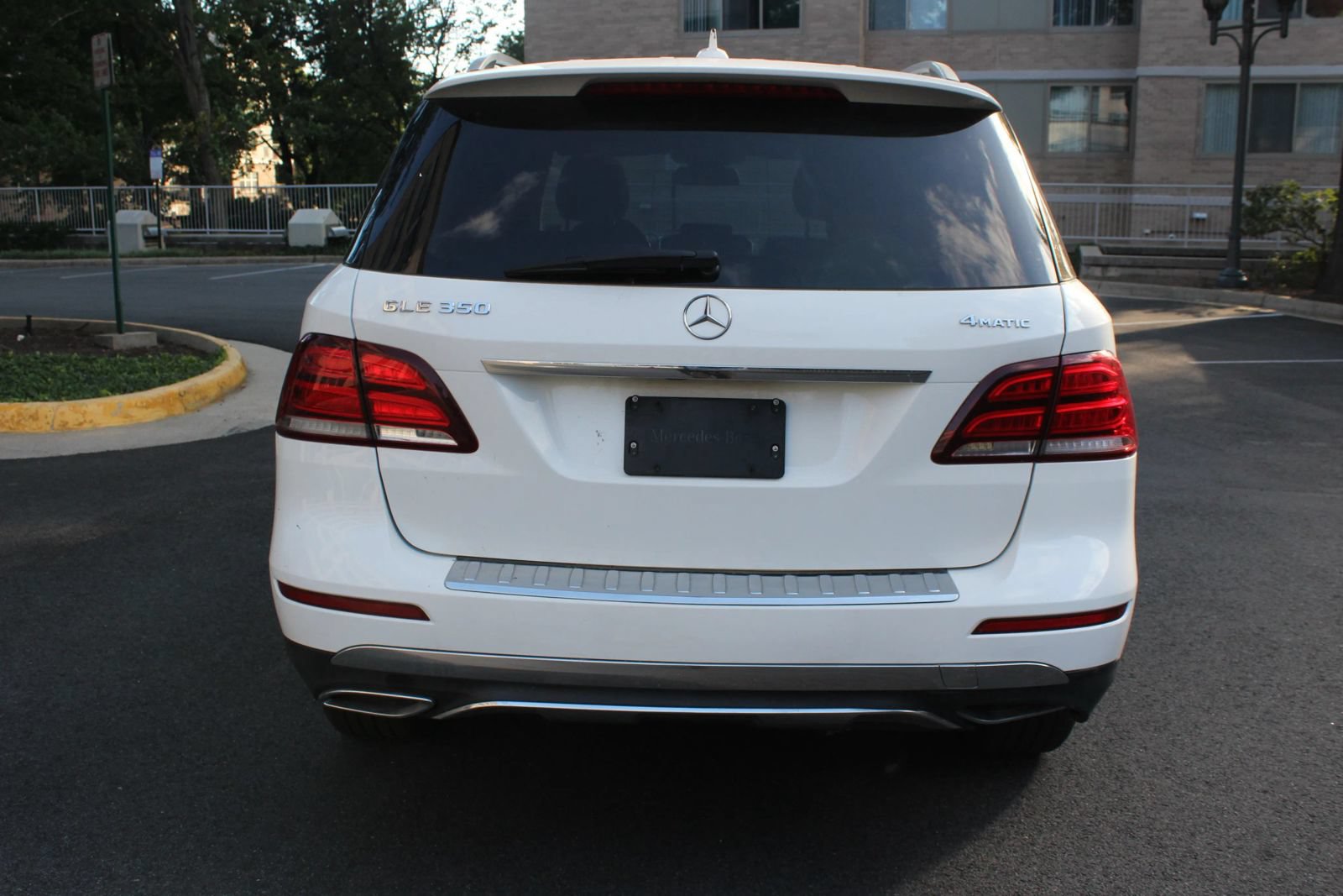 Used 2017 Mercedes-Benz GLE 350 4MATIC w/ Premium 1 Package image 8