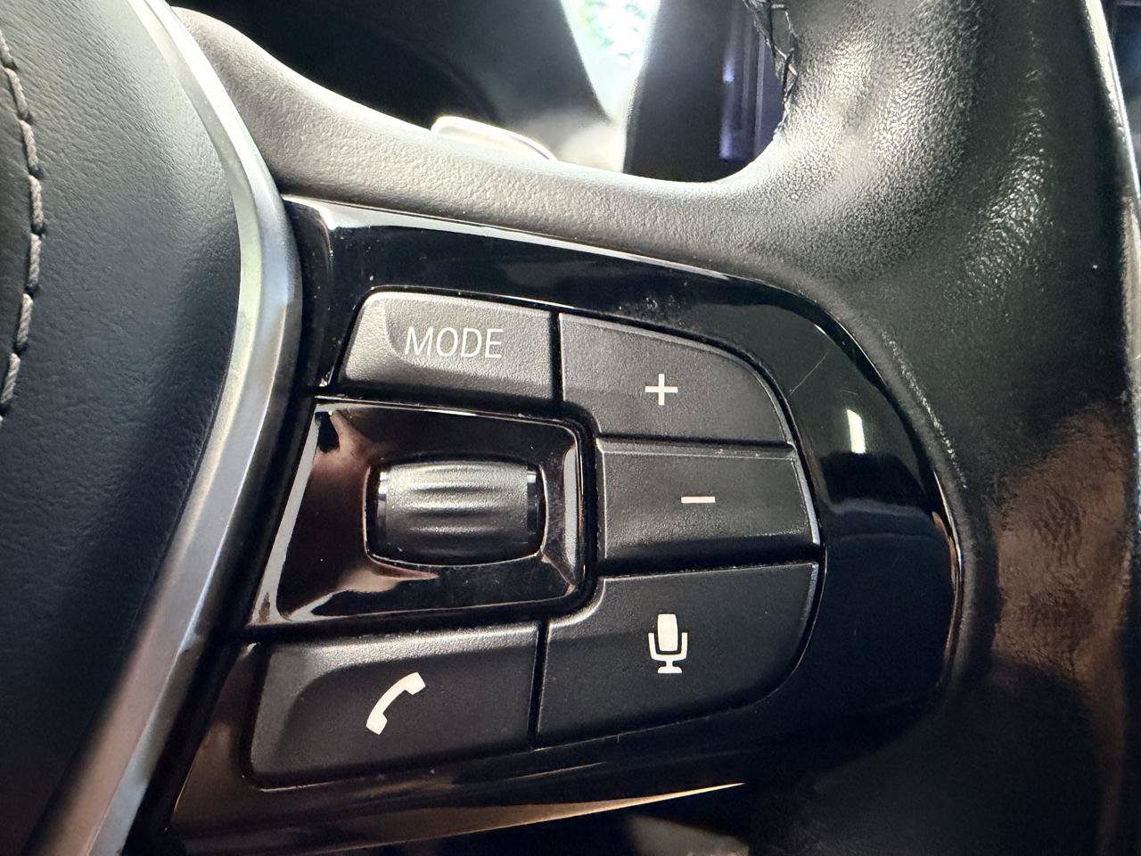 Used 2019 BMW 530i xDrive AWD/4WD image 32
