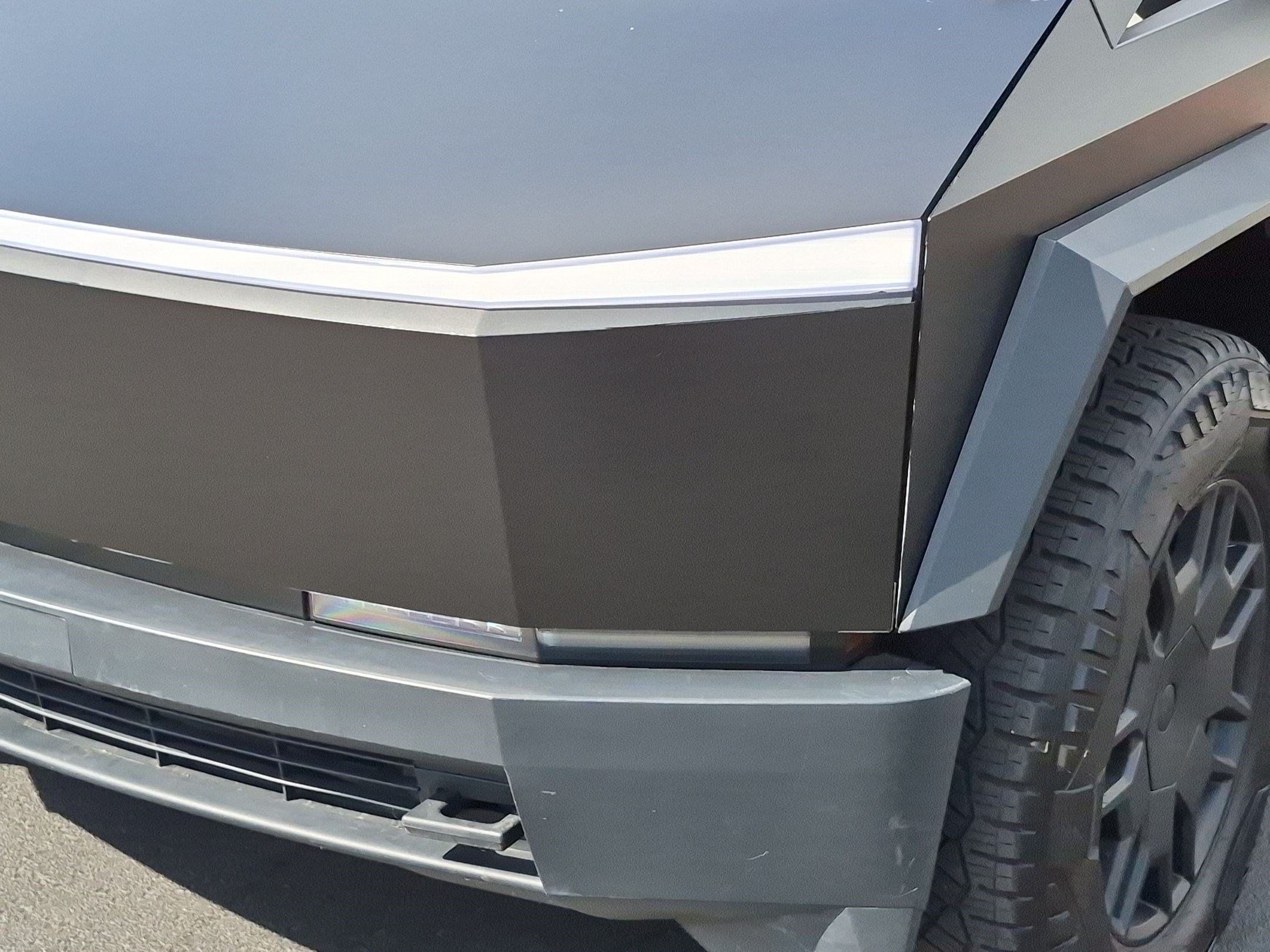 Used 2024 Tesla Cybertruck Cyberbeast AWD/4WD image 6